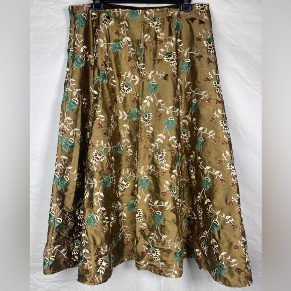 Karen Warren-100% Silk A Line Skirt-Sz 12-Embroidered-Green/Cream - Picture 4 of 5